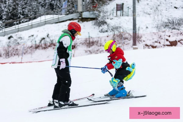 滑雪登山雪道读线，提前判断雪况节省体力